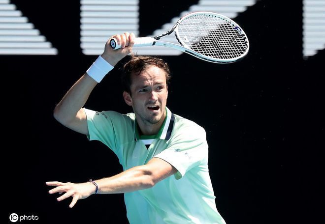 既有突破也 既有突破也