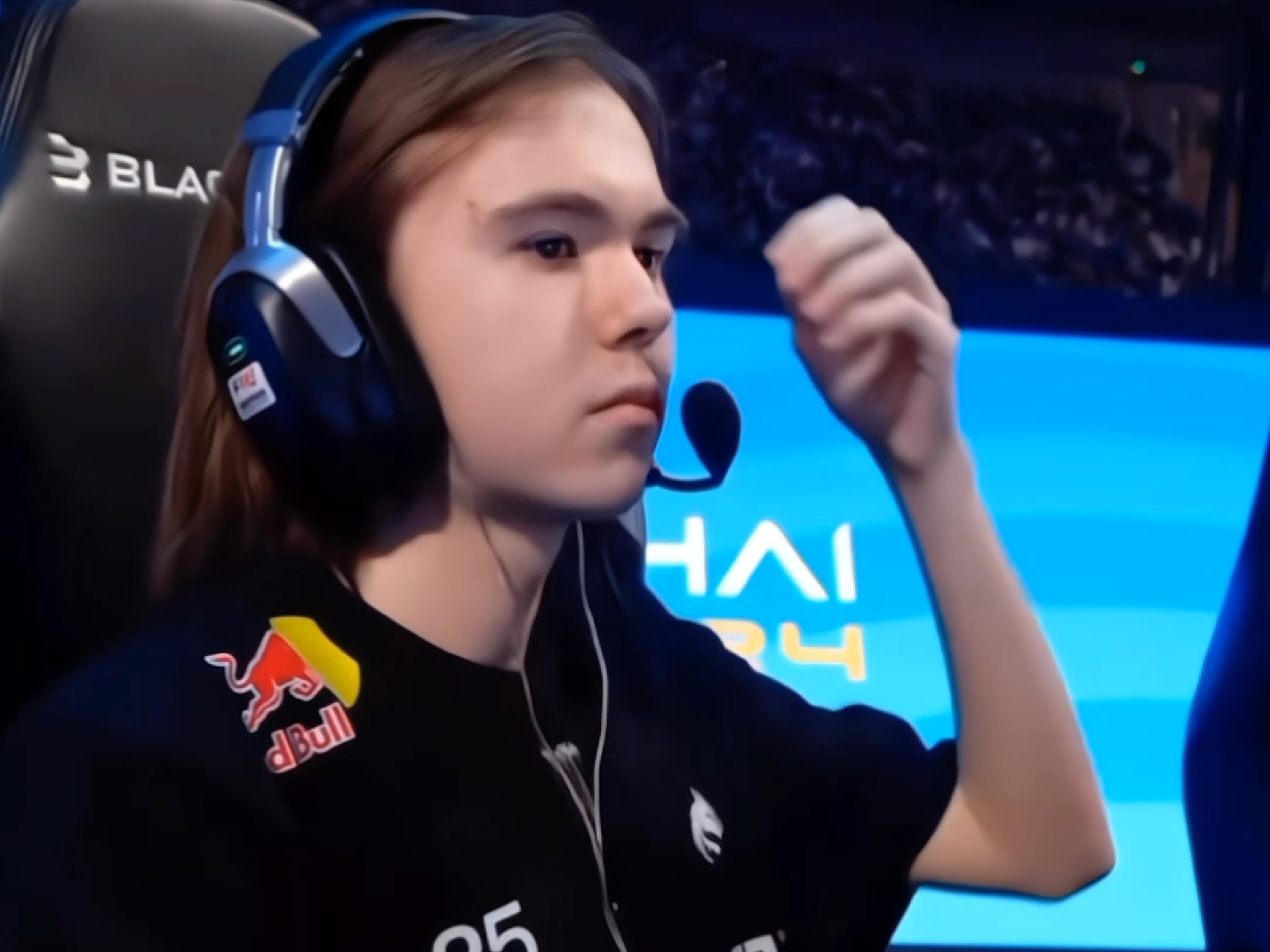 某主攻在 某主攻在